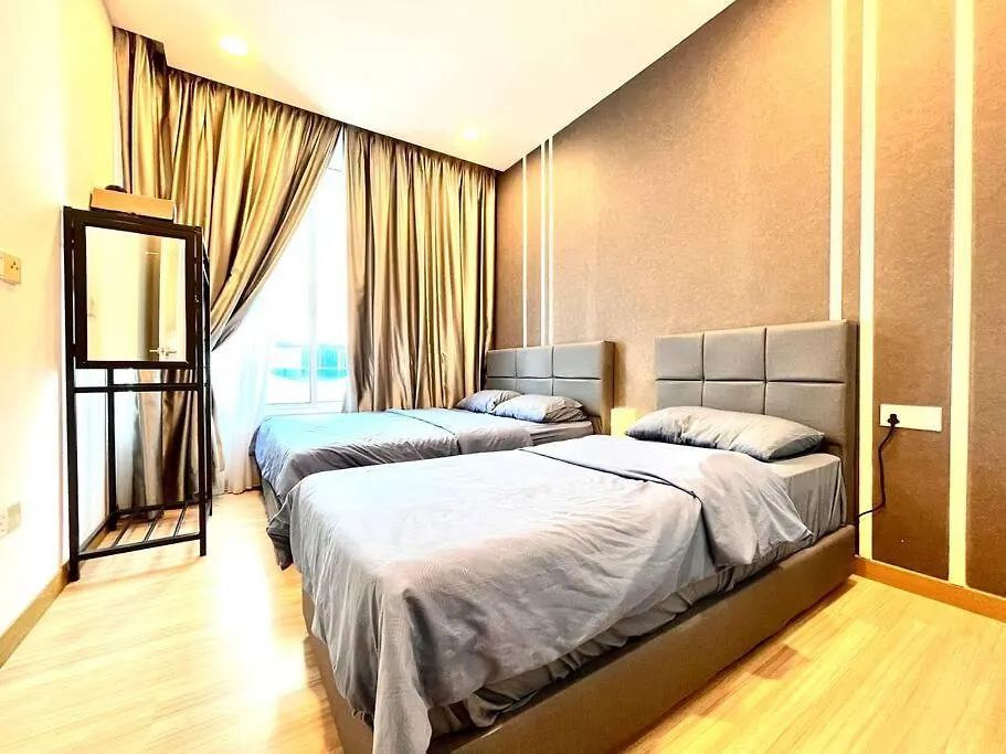 Grand Suite @ The Wave Residence-Cozy 2-Br Retreat: Ac, Street Views & Games Malacca Μαλαισία