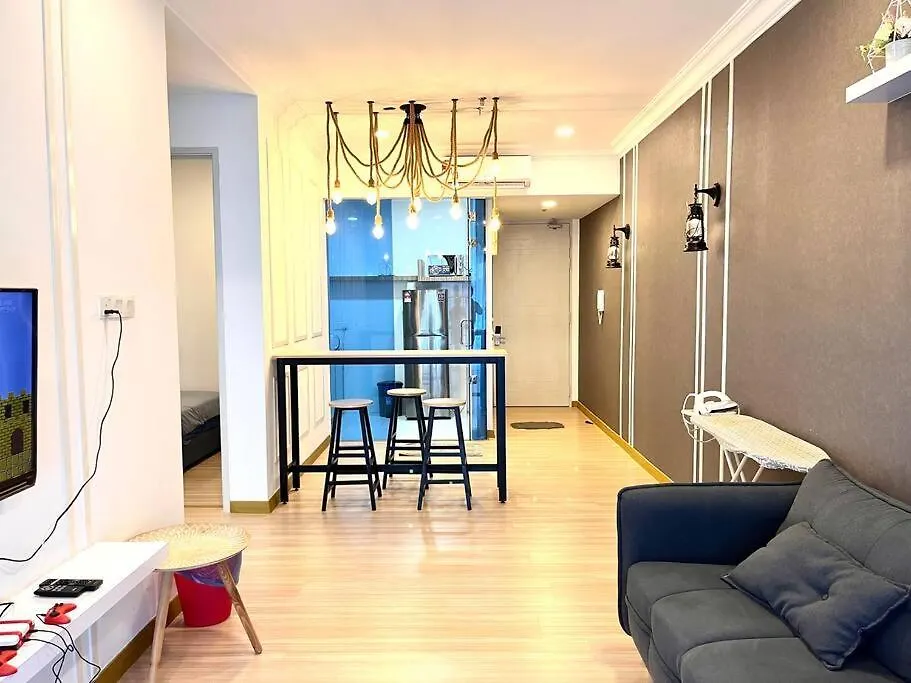 Grand Suite @ The Wave Residence-Cozy 2-Br Retreat: Ac, Street Views & Games Malacca Διαμέρισμα