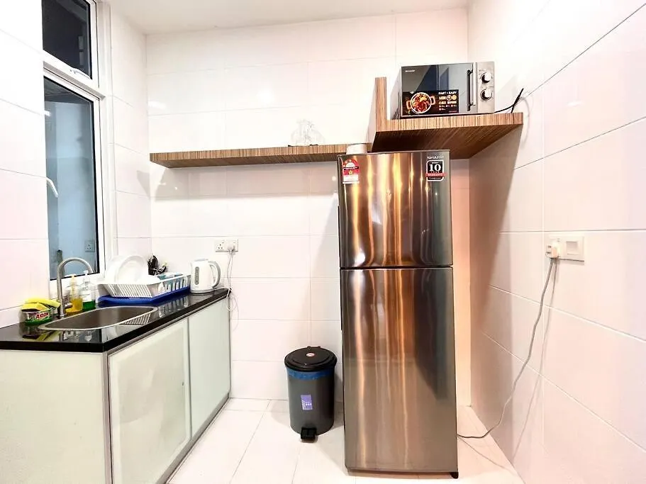 Grand Suite @ The Wave Residence-Cozy 2-Br Retreat: Ac, Street Views & Games Malacca Διαμέρισμα