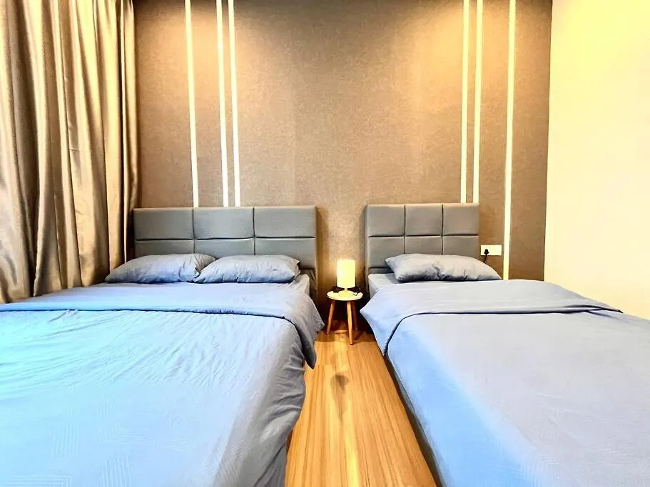 Grand Suite @ The Wave Residence-Cozy 2-Br Retreat: Ac, Street Views & Games Malacca