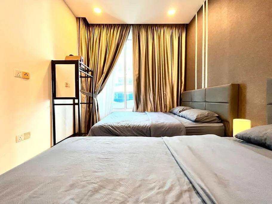 Grand Suite @ The Wave Residence-Cozy 2-Br Retreat: Ac, Street Views & Games Malacca Διαμέρισμα