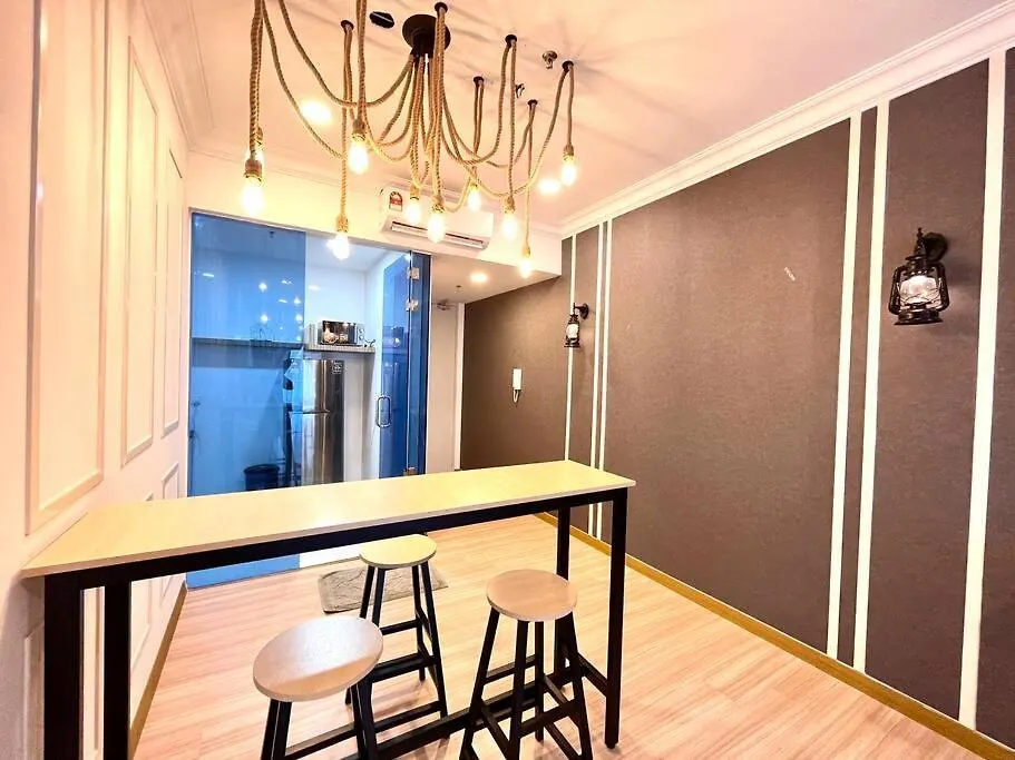 Διαμέρισμα Grand Suite @ The Wave Residence-Cozy 2-Br Retreat: Ac, Street Views & Games Malacca