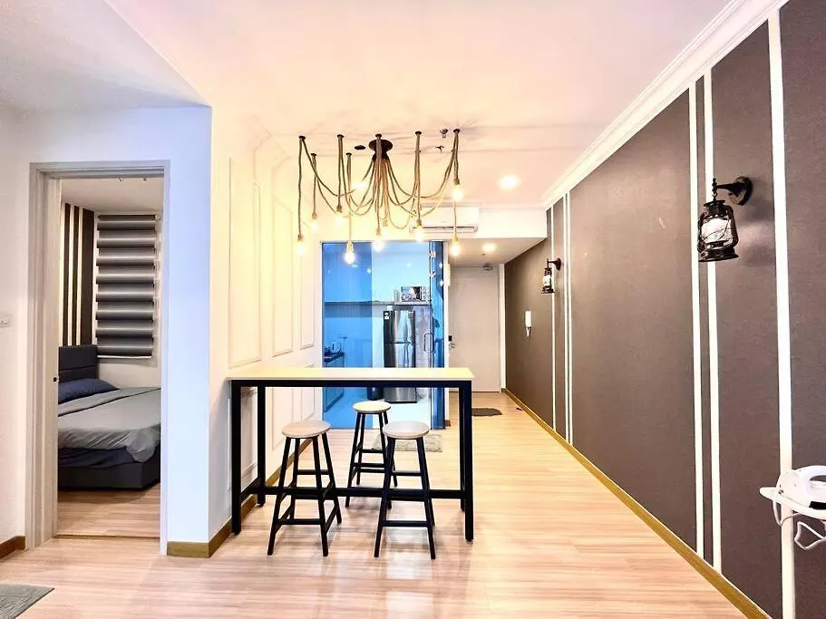 Διαμέρισμα Grand Suite @ The Wave Residence-Cozy 2-Br Retreat: Ac, Street Views & Games Malacca Μαλαισία